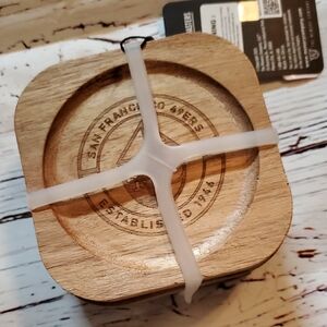 🆕️ San Francisco 49ers Wooden Coaster Set ❤️💛